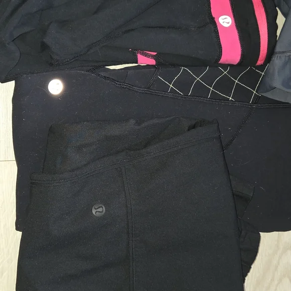 lululemon athletica Women's Capris in Black and Gray - Picture 7 of 16